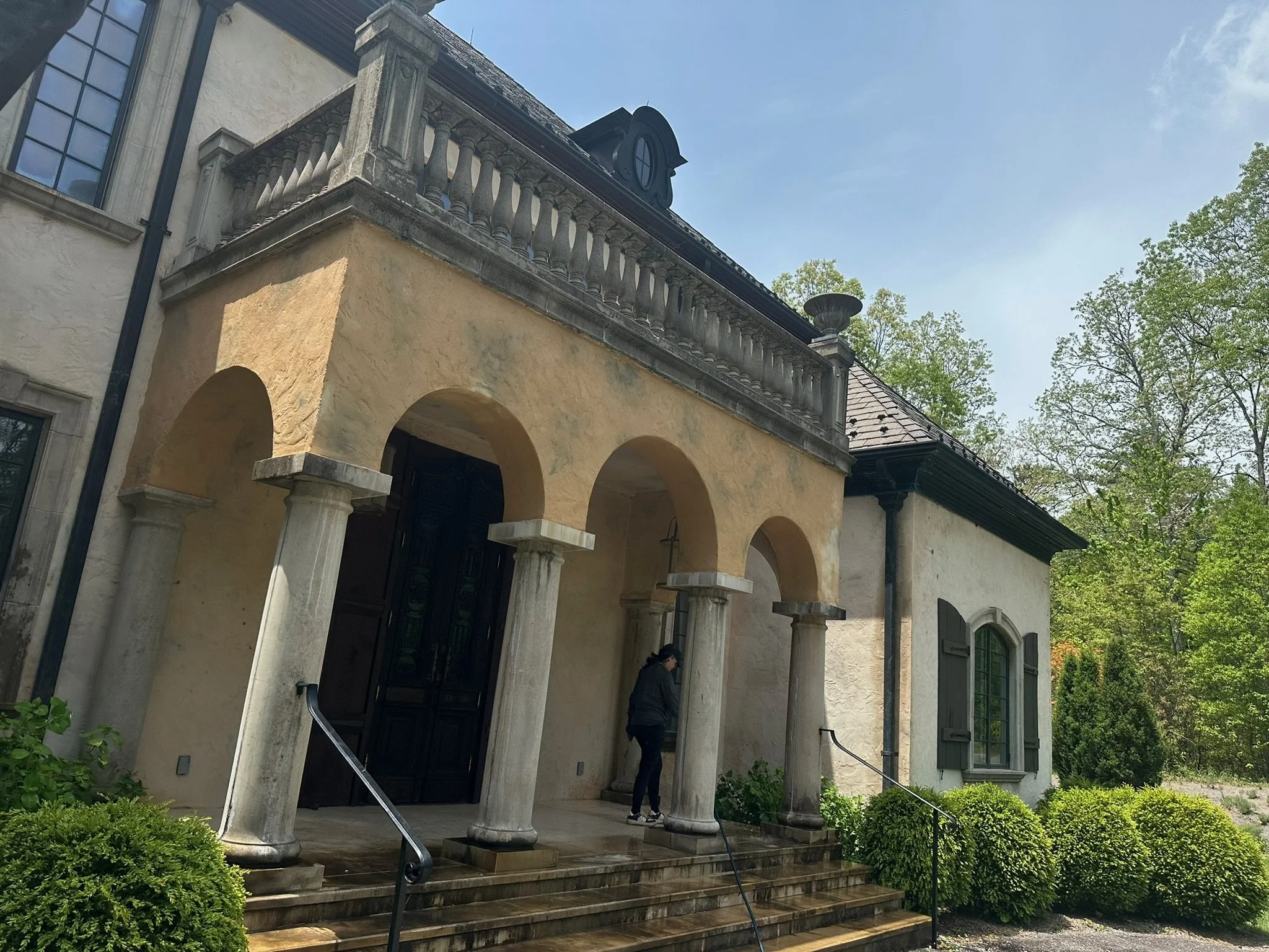 Stucco Restoration in a Drying Phase